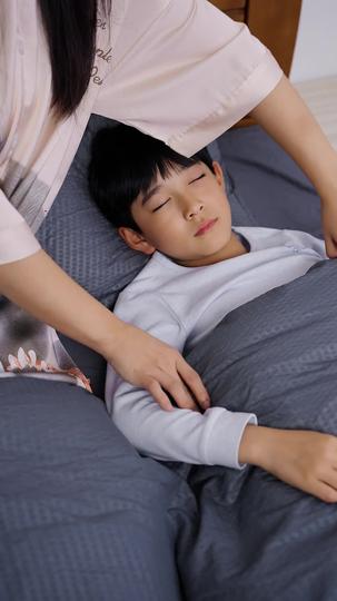 养儿方知父母恩 第8集