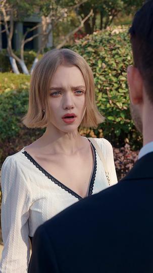 Trapped in the Billionaire's Golden Cage Episode 4