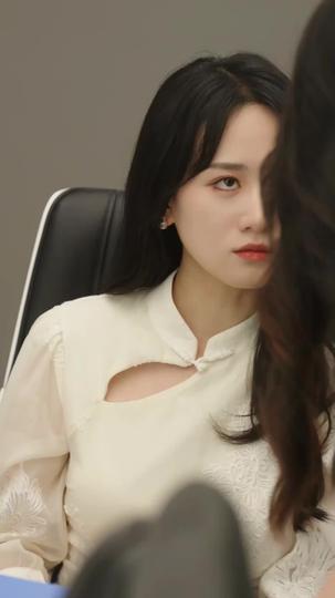 The Waiter Who Stole My Heart Episode 6