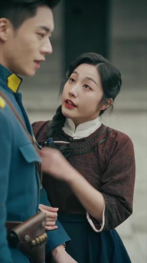 少帥的“文弱”嬌妻是匪首 第8集