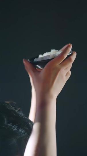 หงส์ซ่อนปีกแห่งตระกูลซู ที่1ตอน