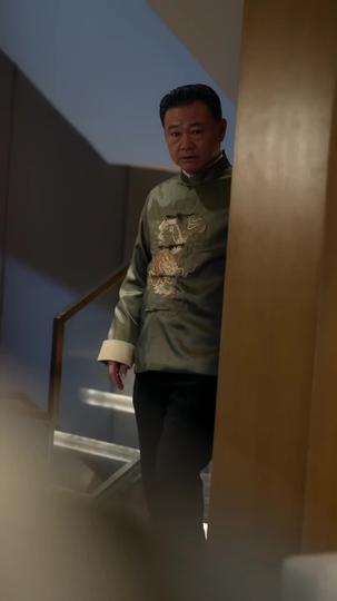 Bow to Me, Mortal, or Be Crushed Episode 4