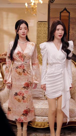 When the Supreme Being Checks into the Loser's Life Episode 10