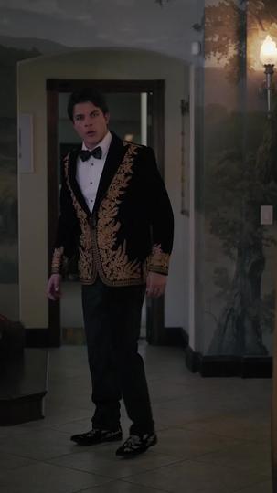 Amour interdit avec mon demi-frère ennemi Épisode5