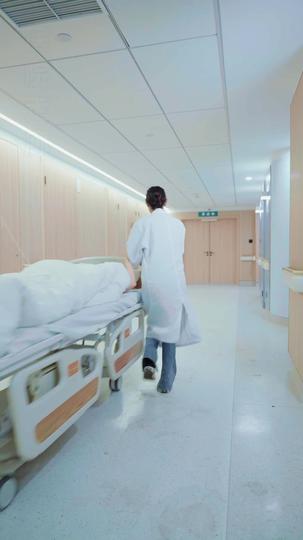 踹翻渣男后，首富千金馬甲藏不住了 第3集