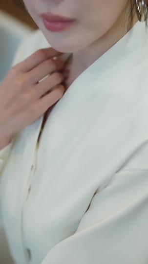 裝窮爸爸的千億守護 第1集