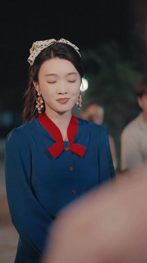 Weight Down, Heels Up, Crown On Episode 7