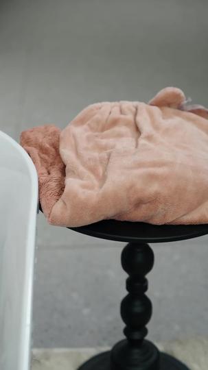 عودة المستضعف: أربع أخوات يندمن 6مجموعة