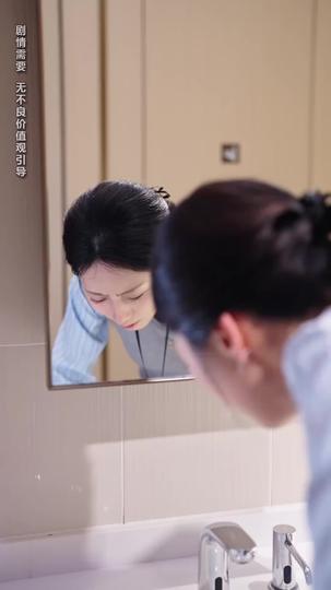 一胎三寶後，總裁求我轉正 第1集