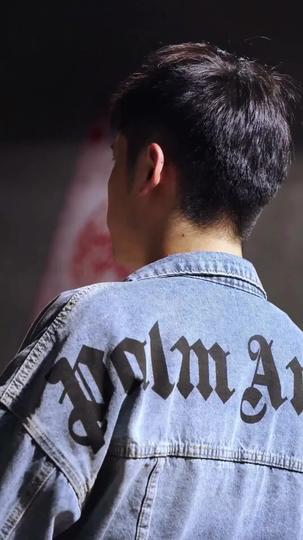 Behind Closed Doors, A Throne Awaits Episode 5