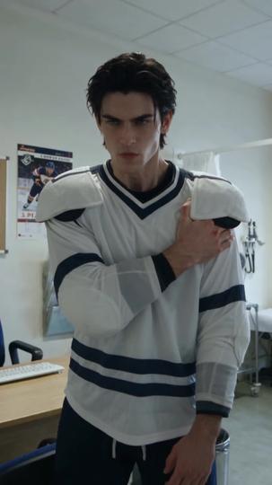 Falling for My Hockey Hot Captain Episode 4