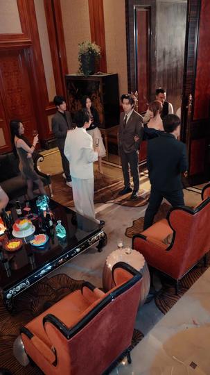 他藏于玫瑰之后 第4集