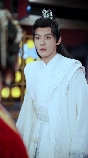 穿越歸來，女帝求我登基 第3集