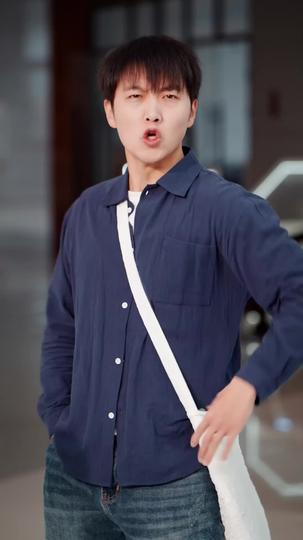 满级保镖，一拳破局 第2集