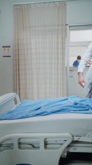 Memory Reset: Mr. Restraint Begged for Love Episode 5