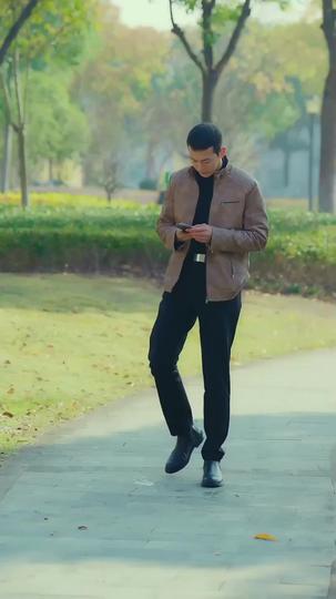 Romance Is All Around Episode 11