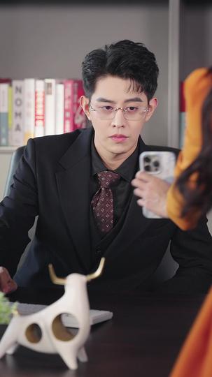 الحامل المدللة: زوج غني يرفعها إلى السماء (مدبلج) 7مجموعة