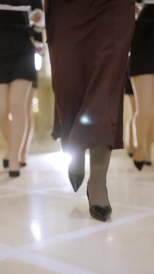 聽說前夫還在求我回頭 第1集