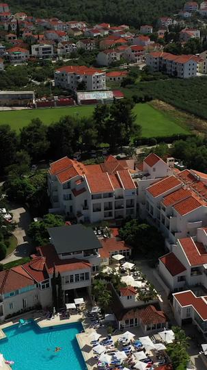 My Billion Dollar Waiter Episode 11