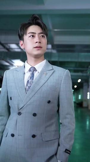 The Double Life of Mr. Yearwood Episode 6