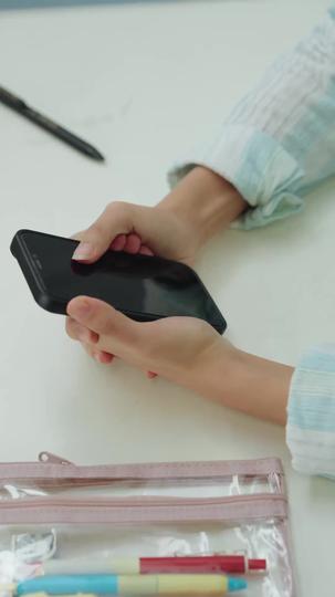 Amor, Nota e Bolsa, Tudo de Volta! 4Episódio