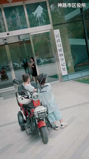 僕たちのパパは大金持ち！？（日本語吹替版）   第 7 話