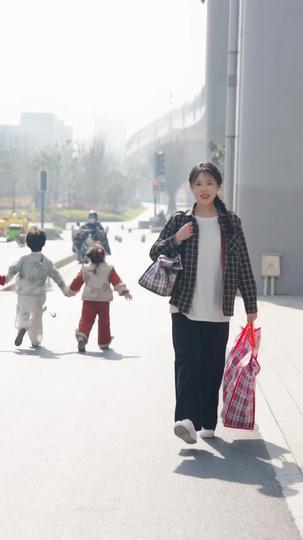 The Love She Forgot,  The Children Who Returned Episode 2