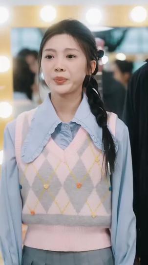 In the Crosshairs of Fame Episode 7