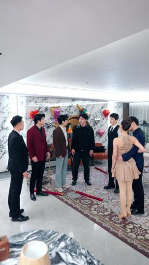 工地搬磚，閃婚女總裁後白月光悔斷腸 第8集