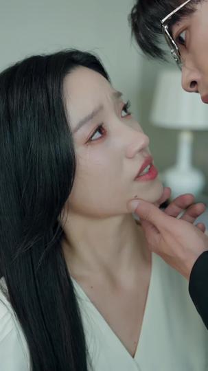 Maybe Love, Maybe Not Episode 6