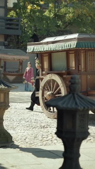 Her Journey Beyond the Ruins Episode 5