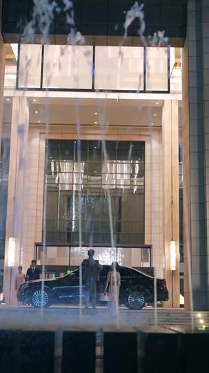 If the World Breaks Her Again, I Break the World Episode 1