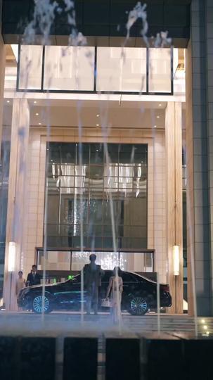 If the World Breaks Her Again, I Break the World Episode 1