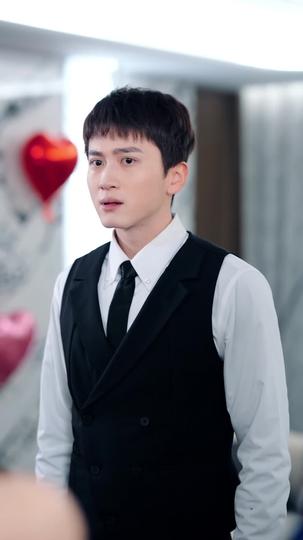 No Room for Your Scorn, Now Watch Me Rise Episode 7