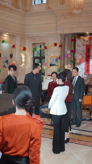 Married Into Betrayal, Crowned in Revenge Episode 11