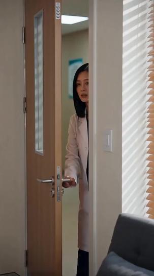 Secrets in the Delivery Room Episode 2