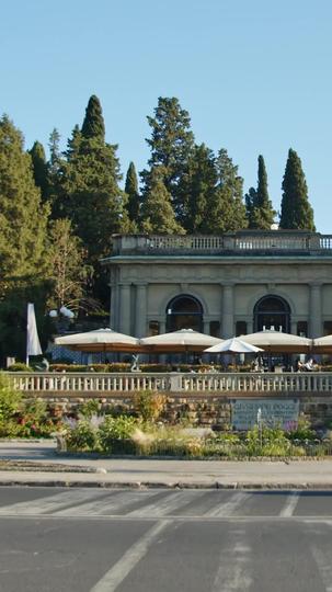 Casada Com a Superestrela aos 40  11Episódio