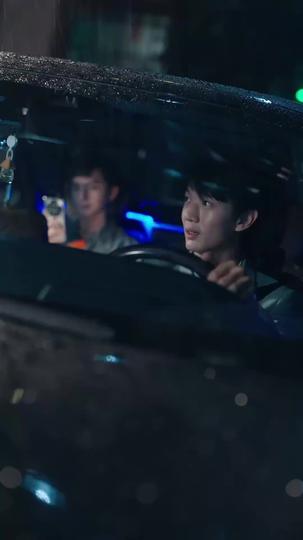 Sang Tuan Muda Penyamar Episode 8