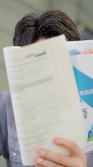 辍学的我进入社会后悔不当初 第4集