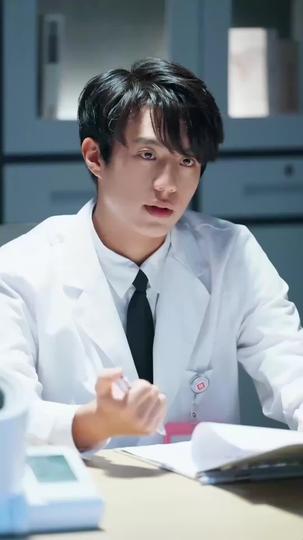 收到死亡證明,傅先生瘋了 第2集