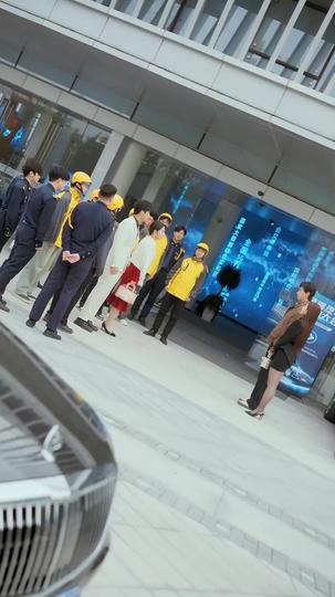 نظام الاستدعاء الأسطوري: رحلة انتقامية وصعود إمبراطورية 11مجموعة