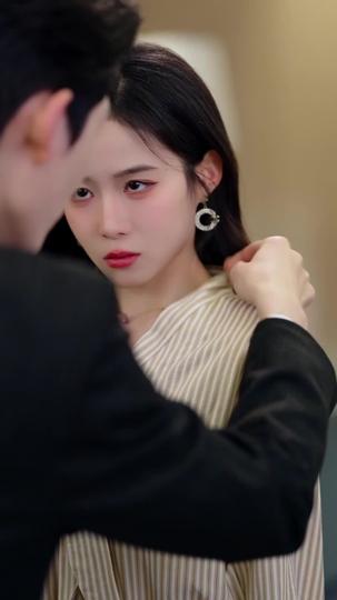 Divorced, Yet Destined to Love Again Episode 4