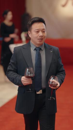 撕毁贤妻手册后，我只爱自己 第5集
