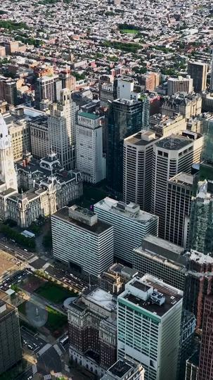 Vorsicht, Frau Thunder schlägt zurück! 8Folgen