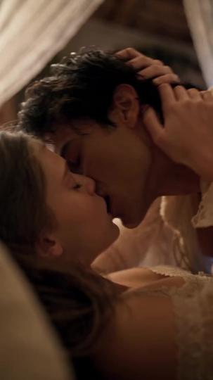Her Secret Lycan King Episode 8