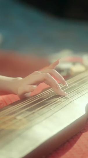 สัมผัสต้องห้าม ที่8ตอน