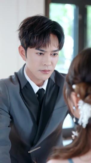 Vực Thẳm Nở Hoa Tập 11