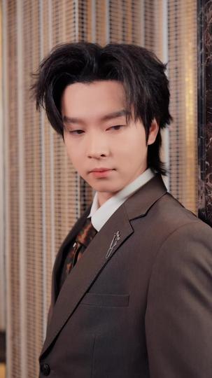 他藏于玫瑰之后 第5集