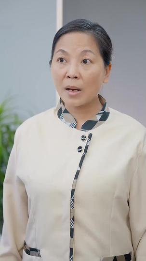 Steps to Her Own Fall Episode 3