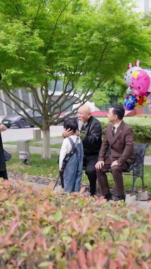 Retorno com Tudo: Minha Coroa, Minha Aliança (Dublado) 2Episódio